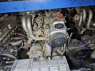 Mitsubishi Carisma 2001 1.6 çıkma motor